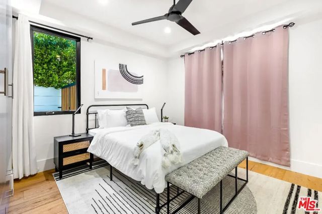 6201 Lindenhurst Avenue, Los Angeles, CA 90048