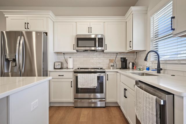 2335 N TRAVELLER DR, Columbia, MO 65202