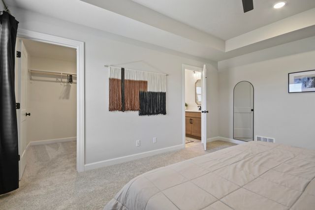 2335 N TRAVELLER DR, Columbia, MO 65202