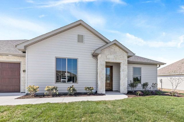 2335 N TRAVELLER DR, Columbia, MO 65202
