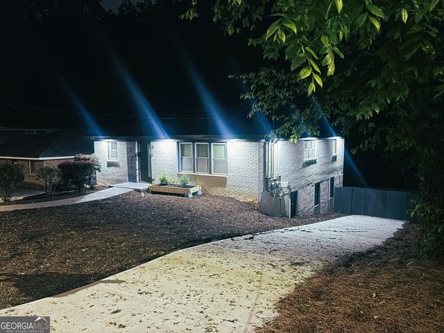 921 Hall Street, Atlanta, GA 30318