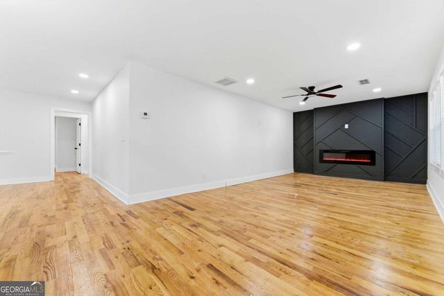 921 Hall Street, Atlanta, GA 30318