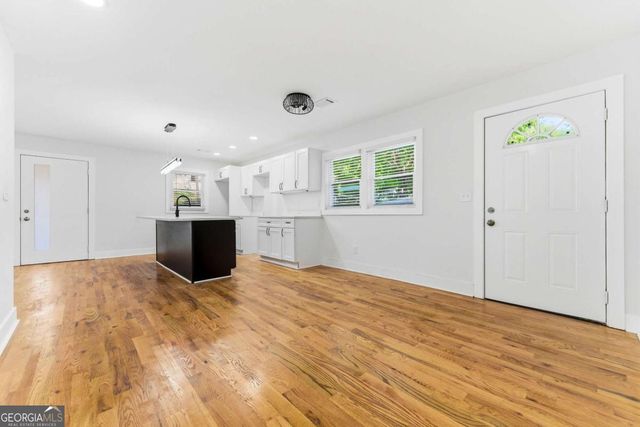 921 Hall Street, Atlanta, GA 30318