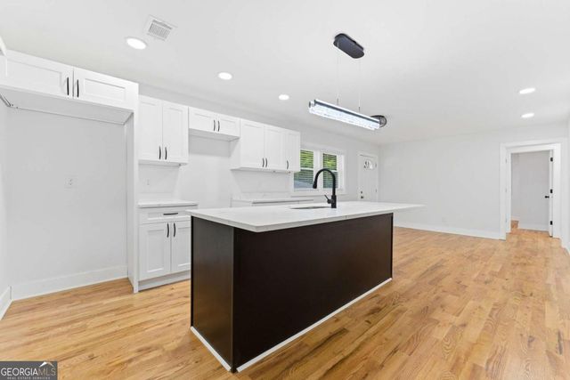 921 Hall Street, Atlanta, GA 30318
