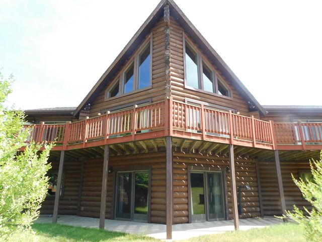 5957 Landing Lane, Fremont, MI 49412