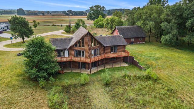 5957 Landing Lane, Fremont, MI 49412