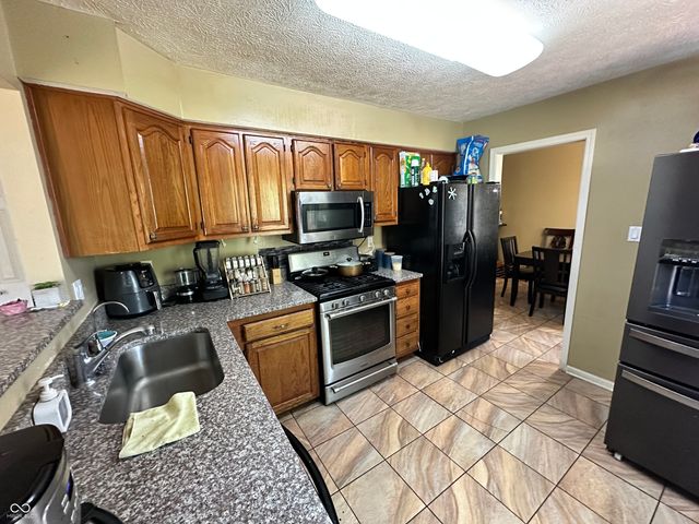 3266 Cherry Lake Lane, Indianapolis, IN 46235