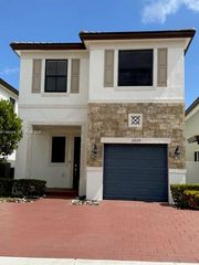 11035 W 35th Way 11035, Hialeah, FL 33018