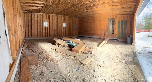 5031 Clintonville Road, Independence Charter Township, MI 48346