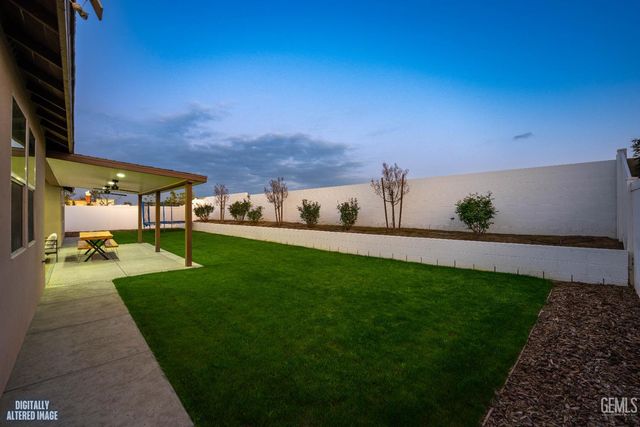 13503 Stonethwaite Lane, Bakersfield, CA 93311