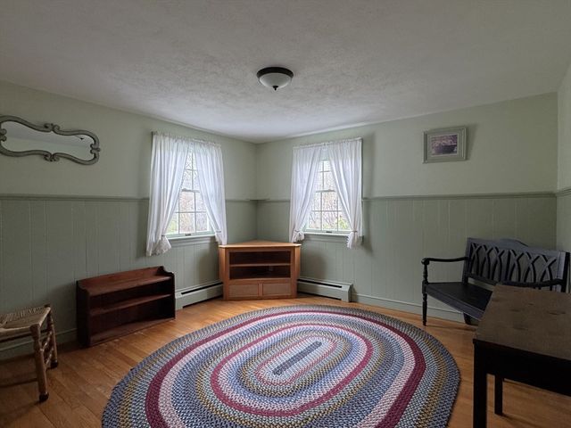 144 Main, Kingston, NH 03848