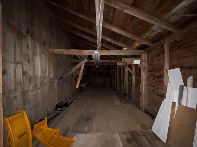 144 Main, Kingston, NH 03848