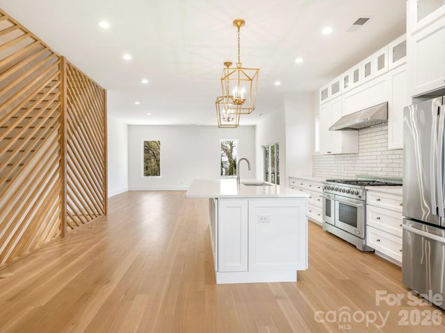 129 French Street A, Charlotte, NC 28216