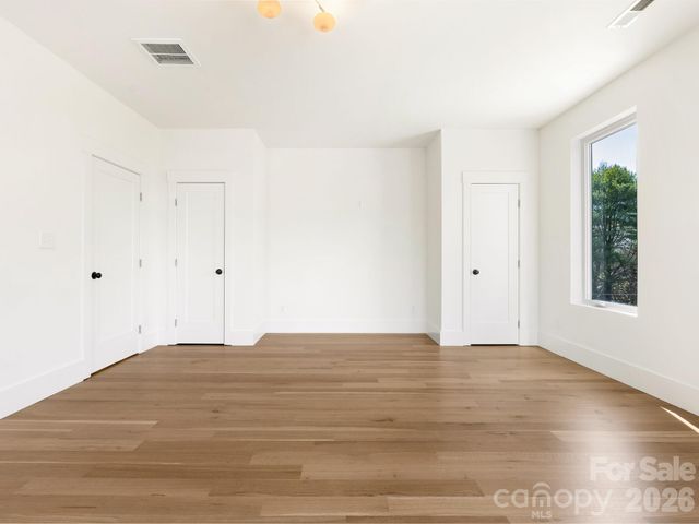 129 French Street A, Charlotte, NC 28216