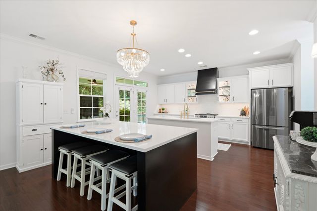 8858 Tolbert Way, North Charleston, SC 29420