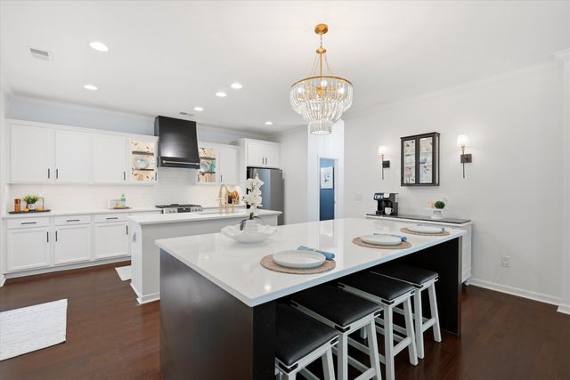 8858 Tolbert Way, North Charleston, SC 29420