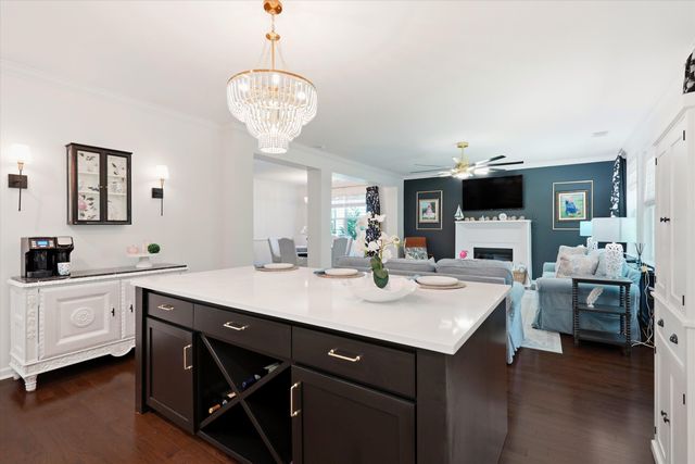 8858 Tolbert Way, North Charleston, SC 29420