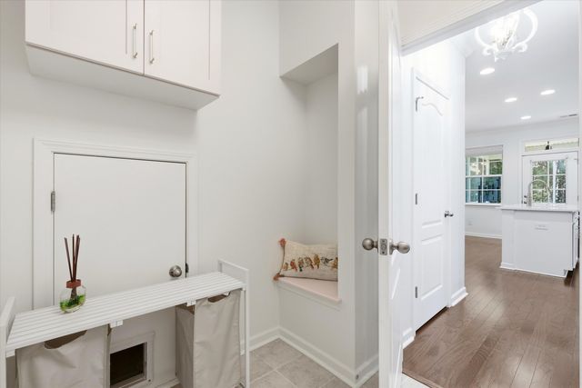 8858 Tolbert Way, North Charleston, SC 29420