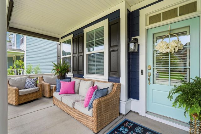 8858 Tolbert Way, North Charleston, SC 29420