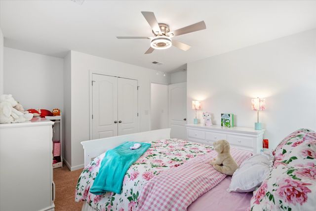 8858 Tolbert Way, North Charleston, SC 29420