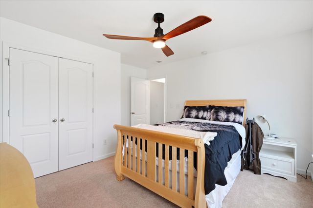 8858 Tolbert Way, North Charleston, SC 29420