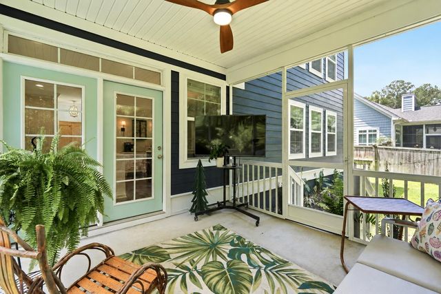 8858 Tolbert Way, North Charleston, SC 29420