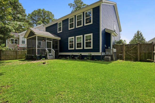 8858 Tolbert Way, North Charleston, SC 29420