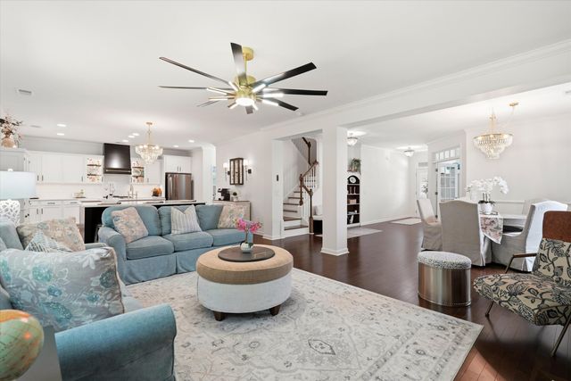 8858 Tolbert Way, North Charleston, SC 29420