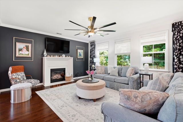 8858 Tolbert Way, North Charleston, SC 29420