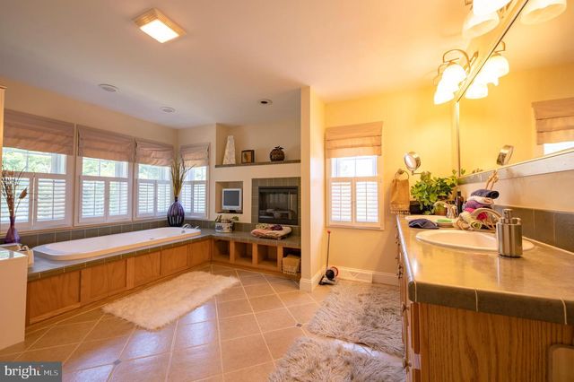 690 ALLENDALE RD, King Of Prussia, PA 19406