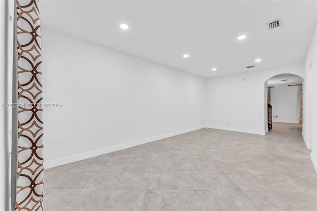 2214 SE 23rd Ave 2214, Homestead, FL 33035