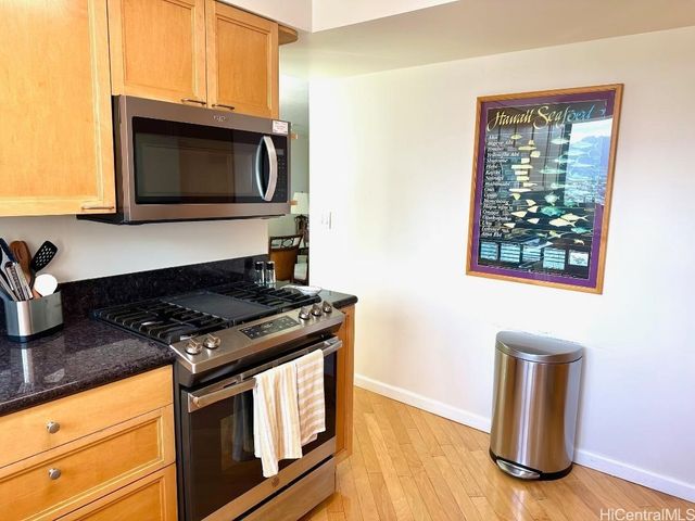 1650 Ala Moana Boulevard 2711, Honolulu, HI 96815