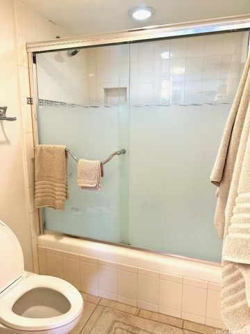 1650 Ala Moana Boulevard 2711, Honolulu, HI 96815