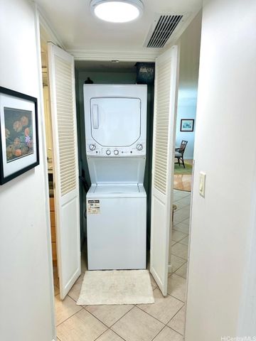 1650 Ala Moana Boulevard 2711, Honolulu, HI 96815