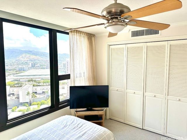 1650 Ala Moana Boulevard 2711, Honolulu, HI 96815