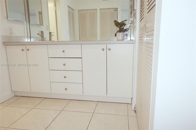 20515 E Country Club Dr 1147, Aventura, FL 33180