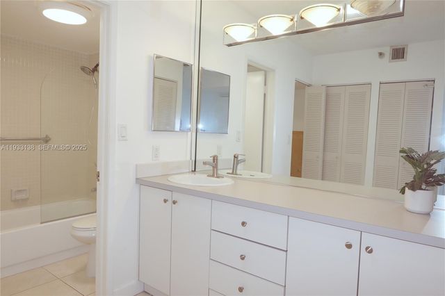 20515 E Country Club Dr 1147, Aventura, FL 33180