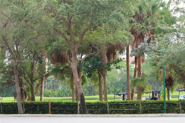 20515 E Country Club Dr 1147, Aventura, FL 33180