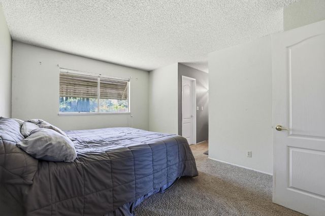 6300 Arcadia Ave, Loomis, CA 95650