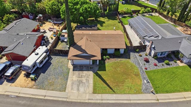 6300 Arcadia Ave, Loomis, CA 95650