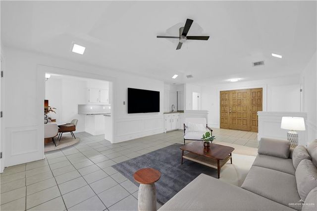 6904 N 33rd Street, Mcallen, TX 78504