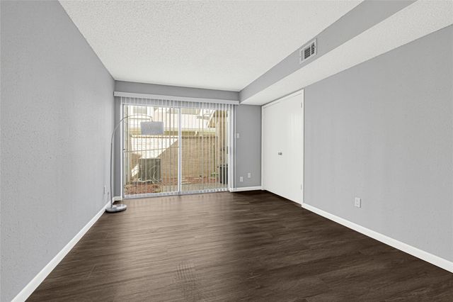 12111 Lemon Ridge Lane 121, Houston, TX 77035