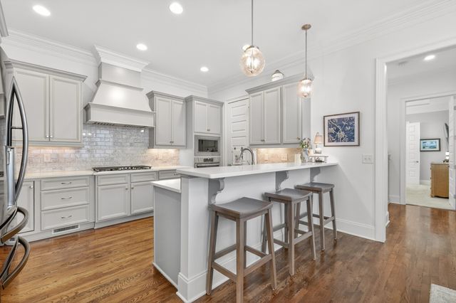 1035 General Martin Ln, Franklin, TN 37064