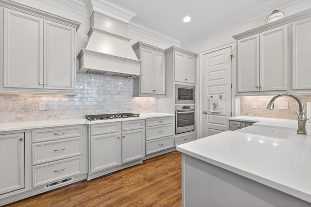 1035 General Martin Ln, Franklin, TN 37064