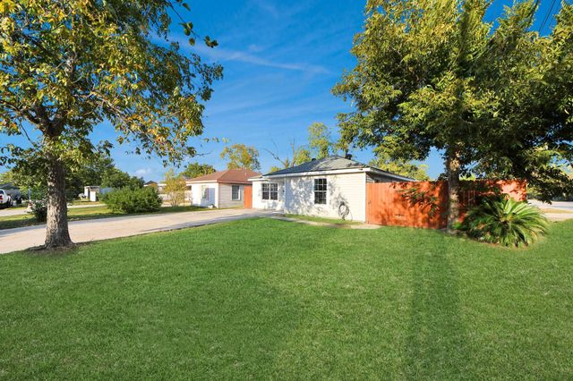 4803 Bellnole Drive, Houston, TX 77017