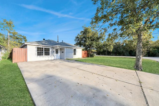 4803 Bellnole Drive, Houston, TX 77017