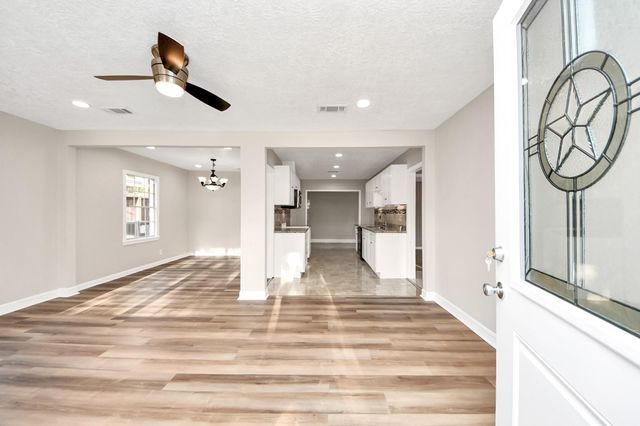 4803 Bellnole Drive, Houston, TX 77017