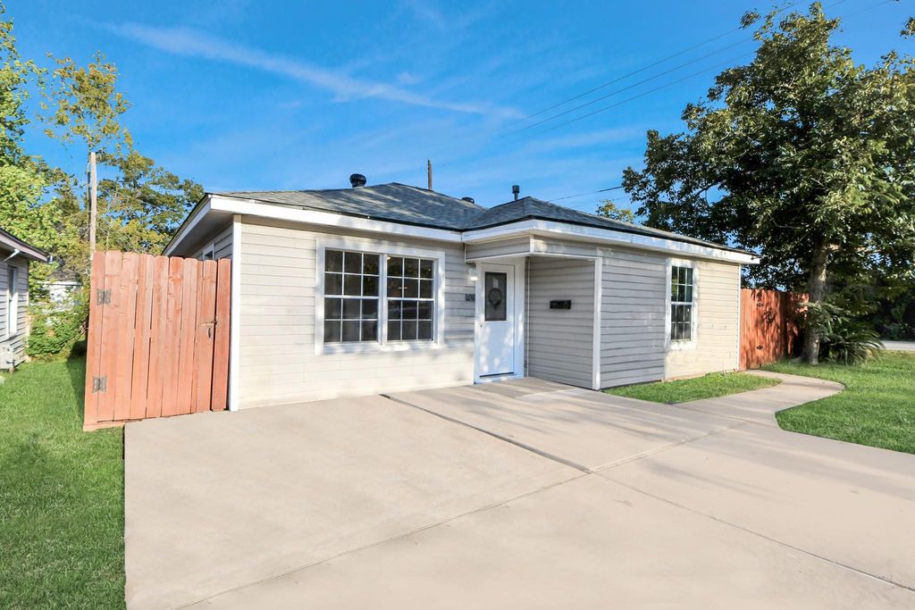 4803 Bellnole Drive, Houston, TX 77017