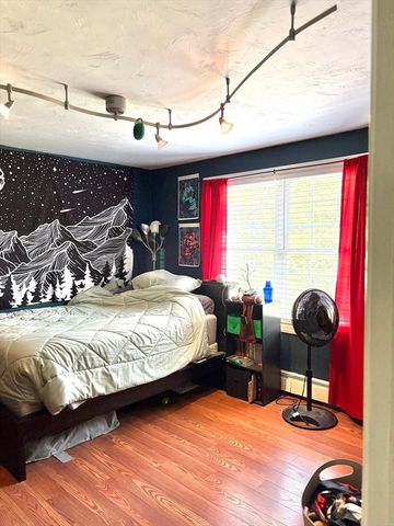 810 Tremont St, Dighton, MA 02764