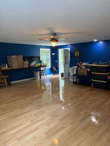 810 Tremont St, Dighton, MA 02764